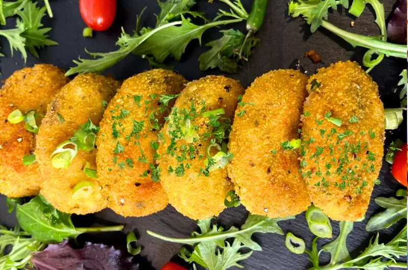 7-Steps Crunchy Crispy Chicken Cutlets: The Perfect Ramadan Snack Recipe