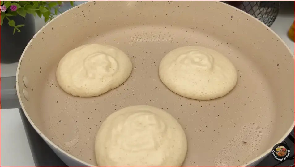 Fluffy Japanese Soufflé Pancakes