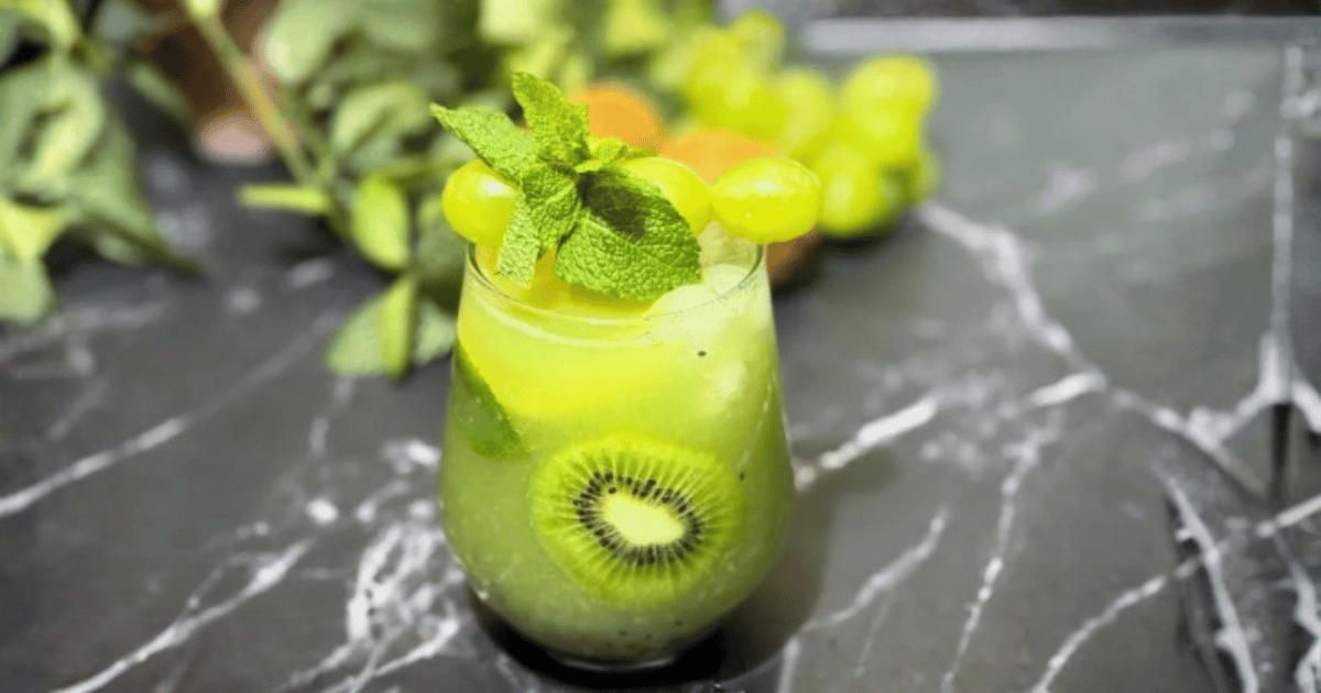 Green Refreshing Mojito Cocktail | Summer Refreshing Drinks