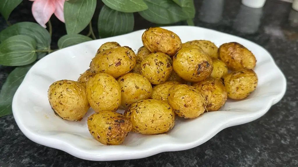 Baked Potatoes in Air Fryer