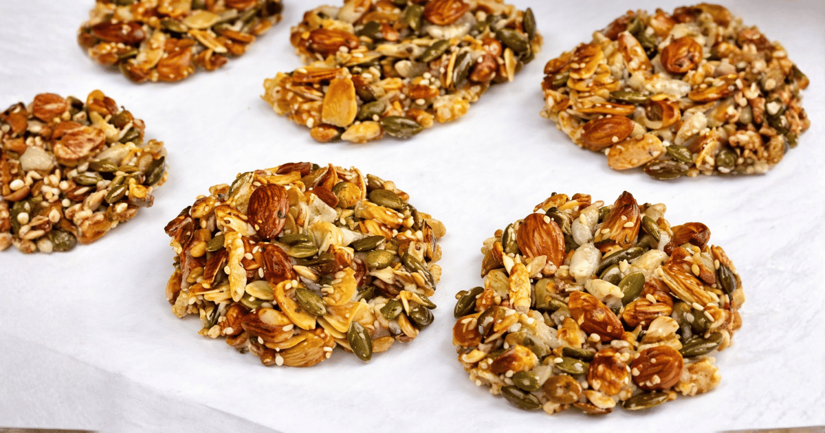 Healthy Nut Bar with Honey without Added Sugar 