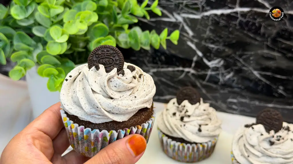Bakery-Style Oreo Cupcakes by continental food recipes