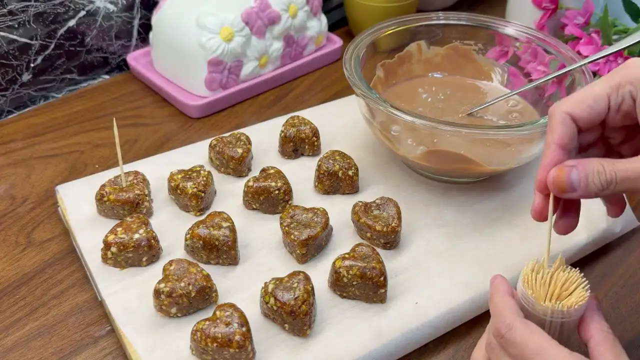 Royal Chocolate-Dipped Nutty Date Hearts for Ramadan (Easy No-Bake Dessert Recipe)